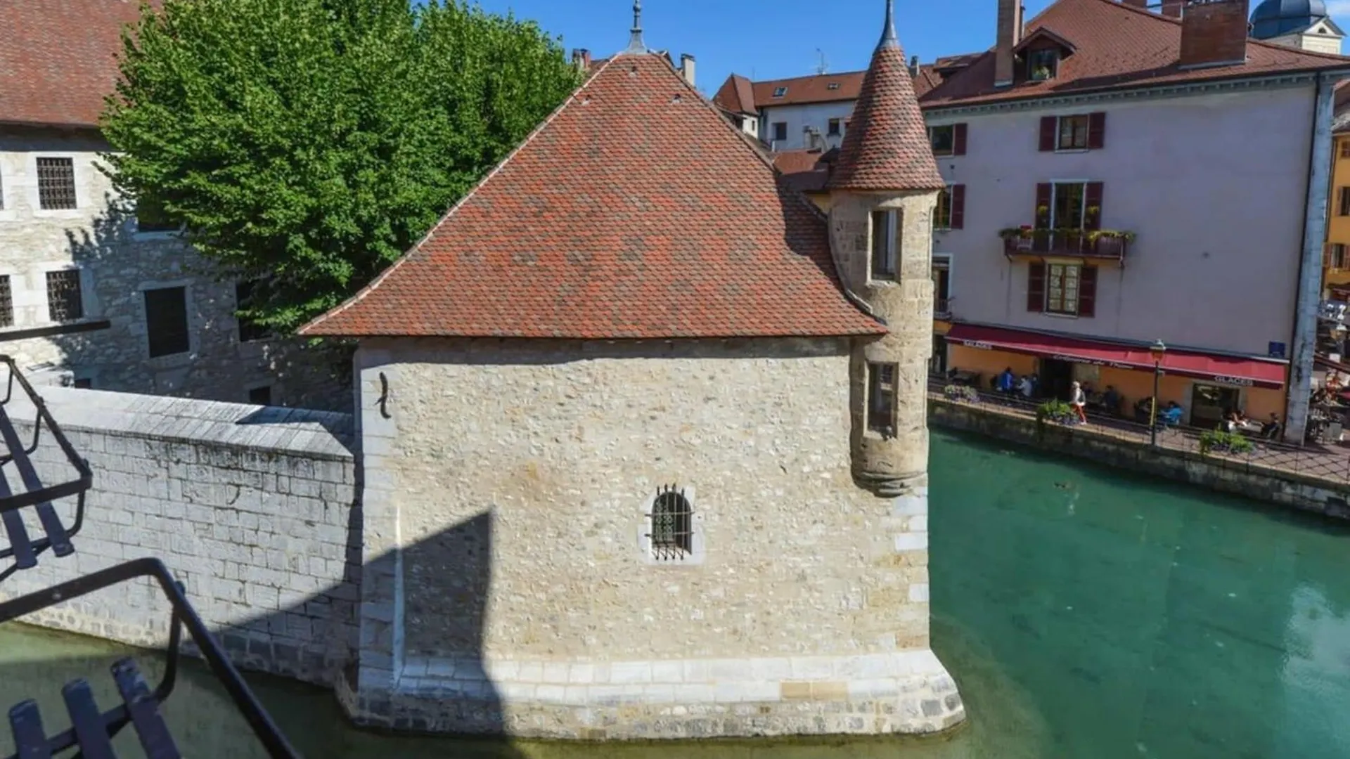 3-Star Rated Apartment In The Heart Of The Old Town With A View Annecy
