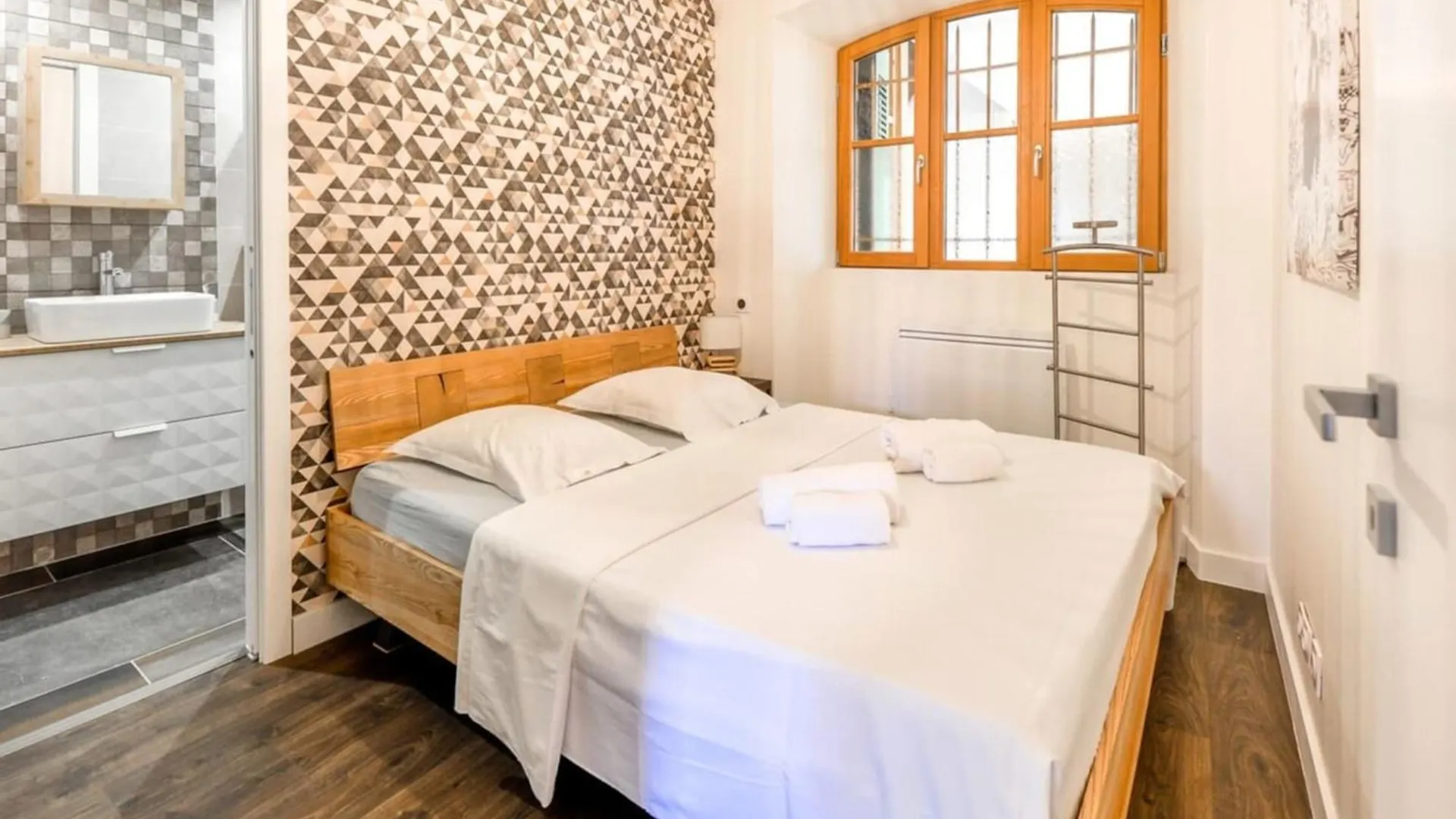 3-Star Rated Apartment In The Heart Of The Old Town With A View Annecy 0*,  France